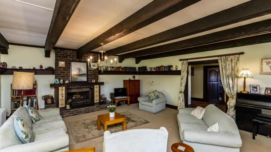 8 Bedroom Property for Sale in Selborne Eastern Cape